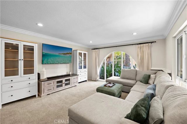 3012 Club House, Costa Mesa, CA 92626