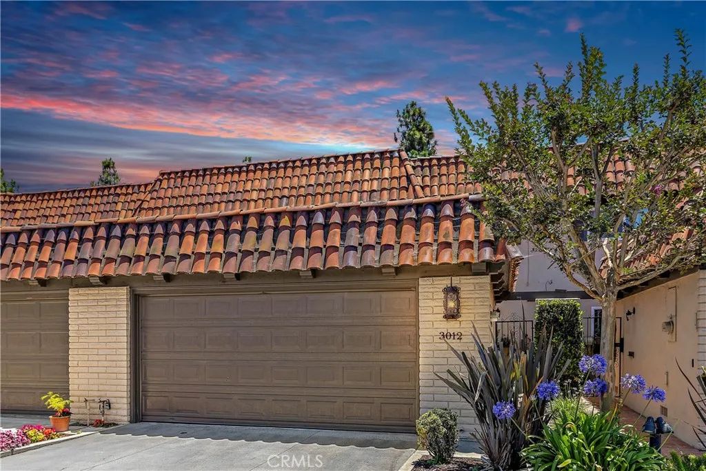 3012 Club House, Costa Mesa, CA 92626