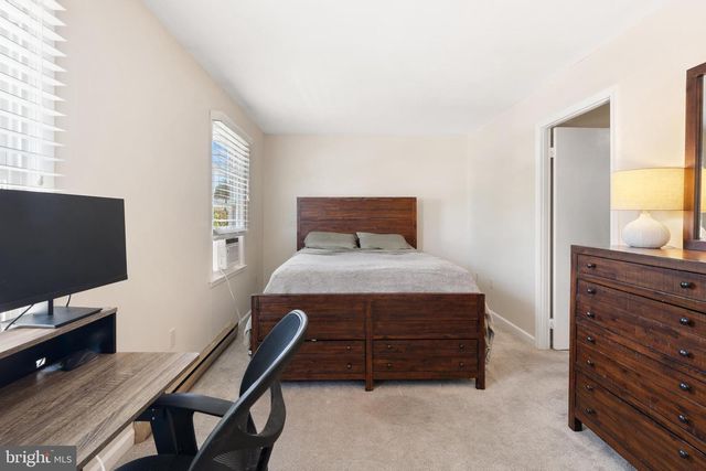 18 WENNER DR, Brunswick, MD 21716