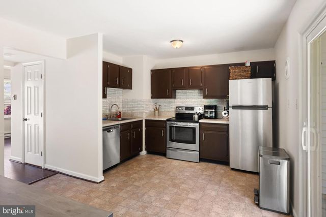 18 WENNER DR, Brunswick, MD 21716