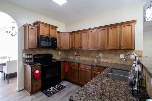 8077 LIZMORE LANE, Pinson, AL 35126