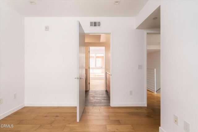 1015 Figueroa Terrace 19, Los Angeles, CA 90012