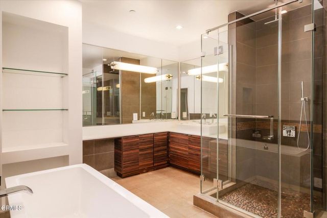 1015 Figueroa Terrace 19, Los Angeles, CA 90012