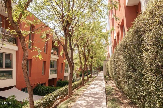 1015 Figueroa Terrace 19, Los Angeles, CA 90012