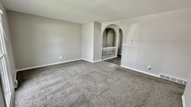 34W789 S James Drive, St. Charles, IL 60174