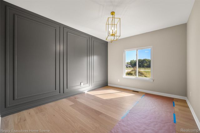 24684 SAWGRASS Drive, Macomb Twp, MI 48042