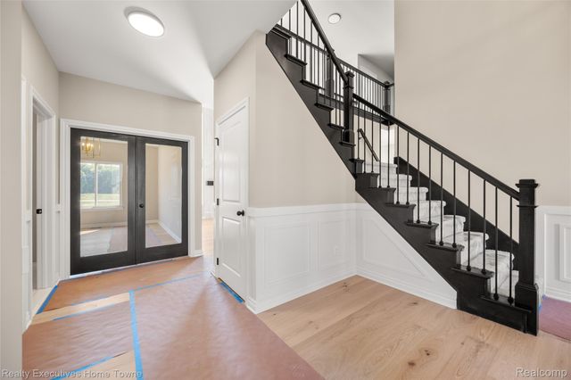 24684 SAWGRASS Drive, Macomb Twp, MI 48042