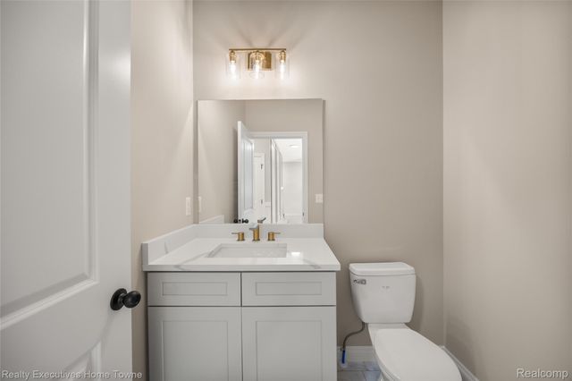 24684 SAWGRASS Drive, Macomb Twp, MI 48042