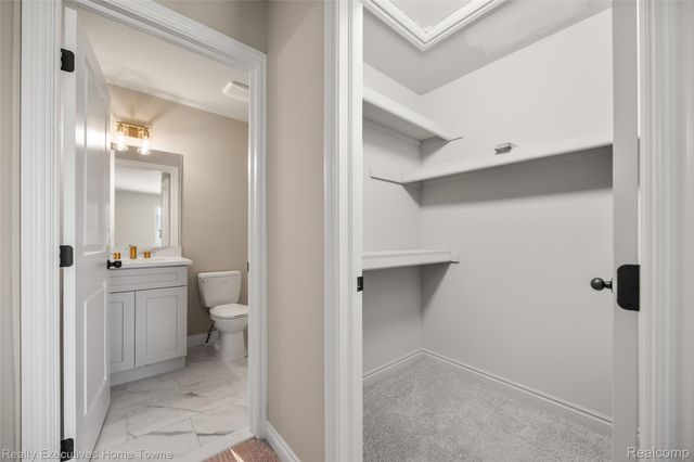 24684 SAWGRASS Drive, Macomb Twp, MI 48042