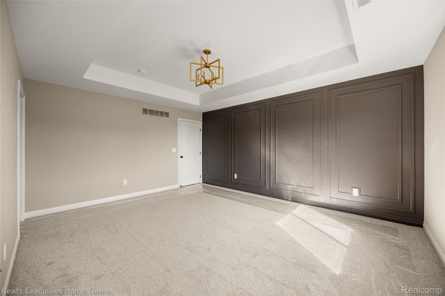 24684 SAWGRASS Drive, Macomb Twp, MI 48042