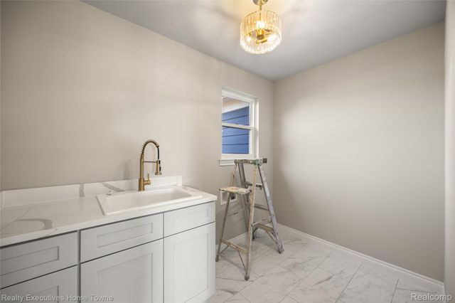 24684 SAWGRASS Drive, Macomb Twp, MI 48042