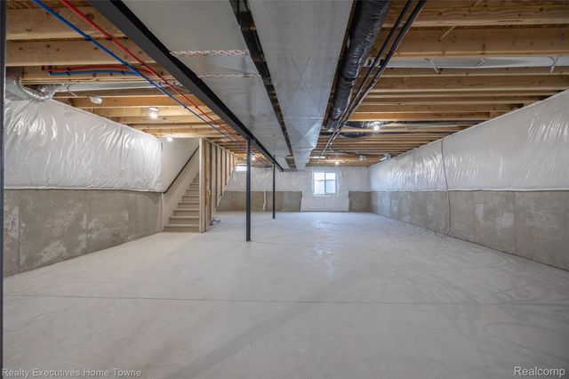 24684 SAWGRASS Drive, Macomb Twp, MI 48042