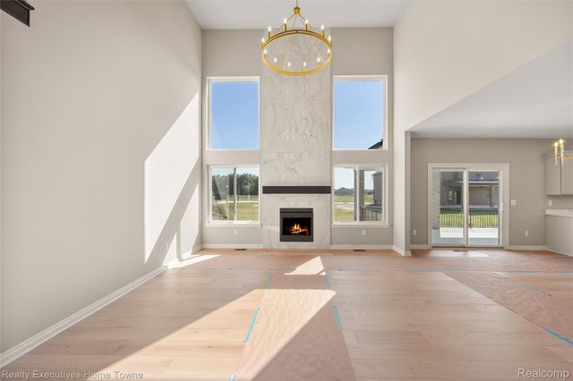 24684 SAWGRASS Drive, Macomb Twp, MI 48042