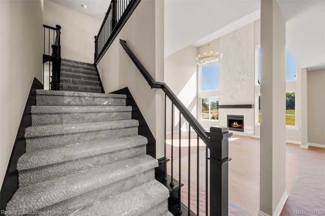 24684 SAWGRASS Drive, Macomb Twp, MI 48042