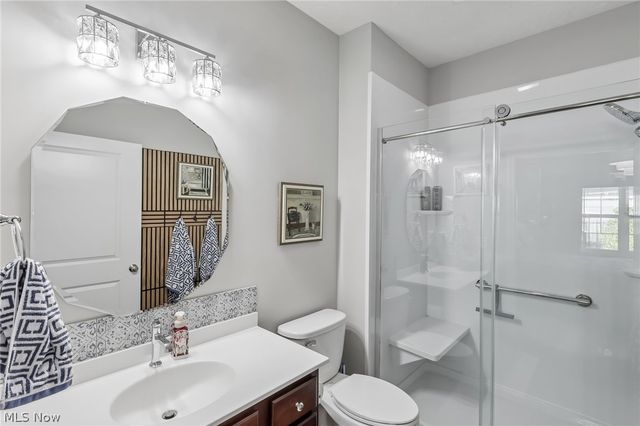 112 Acorn Lane, Elyria, OH 44035