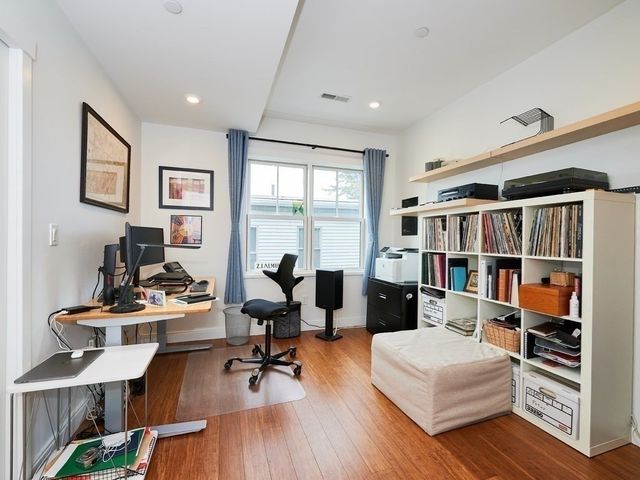 290 Highland Ave 3A, Somerville, MA 02144