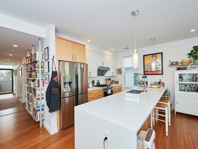 290 Highland Ave 3A, Somerville, MA 02144