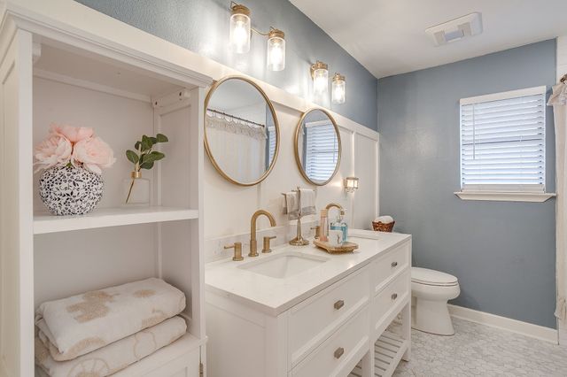 306 Valley Trail Drive, Weatherford, TX 76087