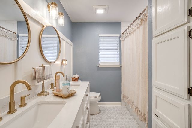 306 Valley Trail Drive, Weatherford, TX 76087