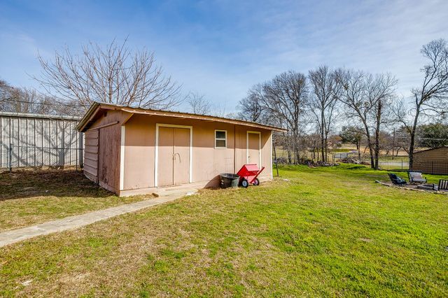 306 Valley Trail Drive, Weatherford, TX 76087