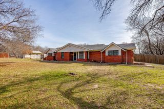 306 Valley Trail Drive, Weatherford, TX 76087