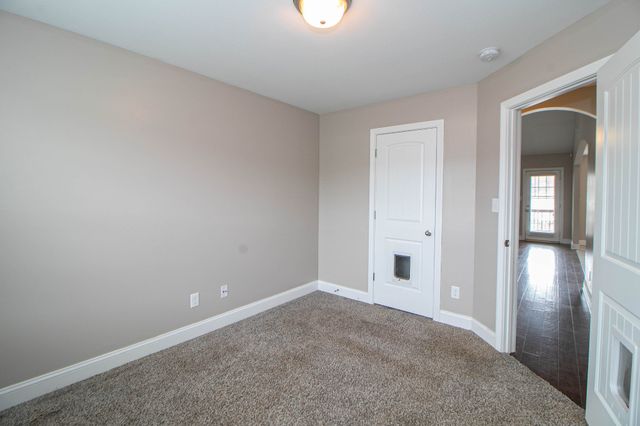 151 Ambridge St, Oak Grove, KY 42262