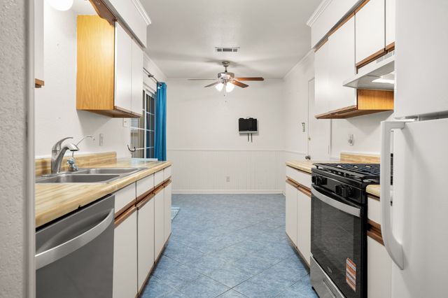1108 Chapel View Drive, Waco, TX 76712
