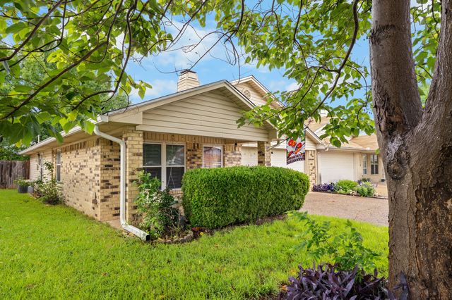 1108 Chapel View Drive, Waco, TX 76712