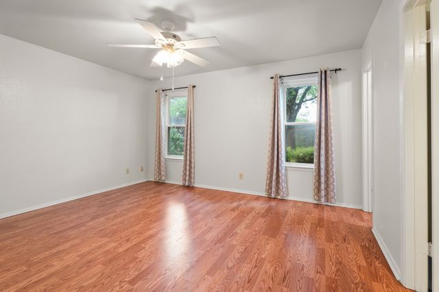 1108 Chapel View Drive, Waco, TX 76712
