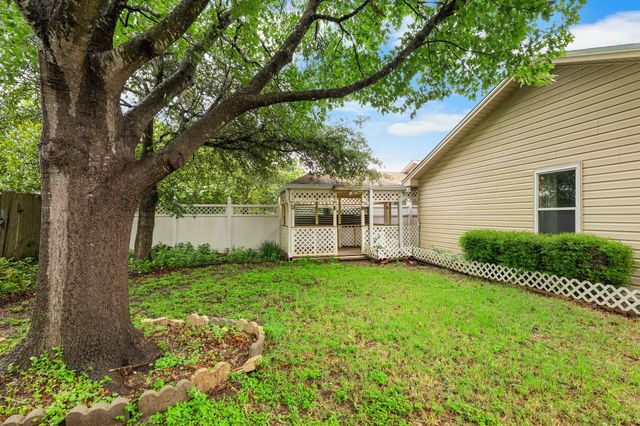 1108 Chapel View Drive, Waco, TX 76712