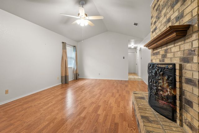 1108 Chapel View Drive, Waco, TX 76712