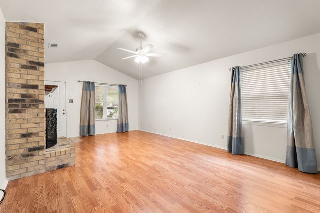 1108 Chapel View Drive, Waco, TX 76712