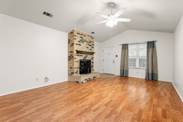1108 Chapel View Drive, Waco, TX 76712