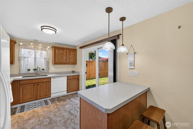 1501 S 81st Street, Tacoma, WA 98408