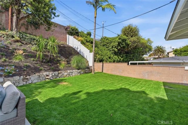 4611 Vanderhill Road, Torrance, CA 90505