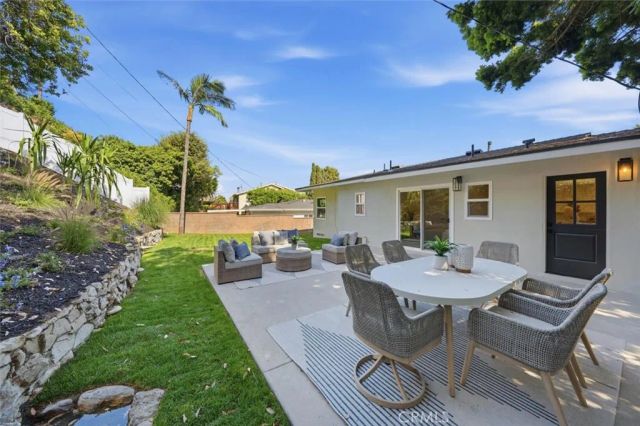 4611 Vanderhill Road, Torrance, CA 90505