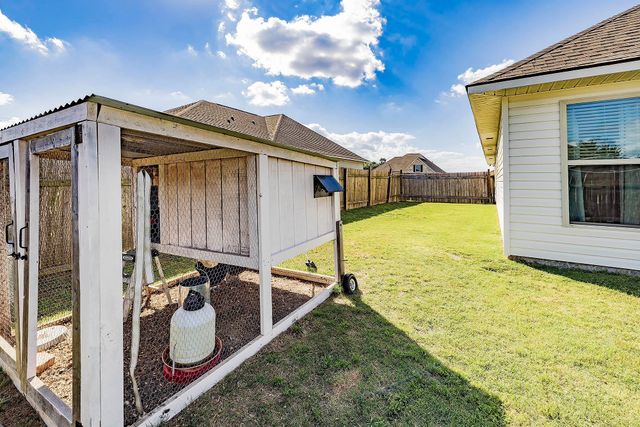 108 Shadow Pointe Road, Thibodaux, LA 70301