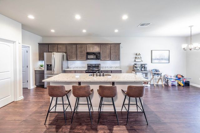 108 Shadow Pointe Road, Thibodaux, LA 70301