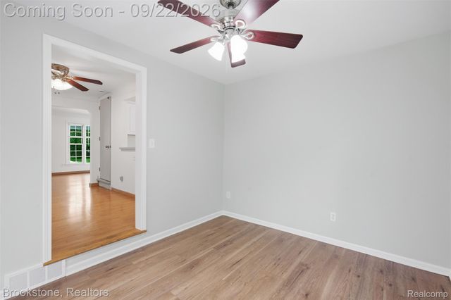 14085 Lincoln Street, Oak Park, MI 48237
