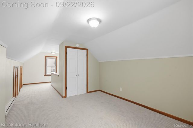 14085 Lincoln Street, Oak Park, MI 48237