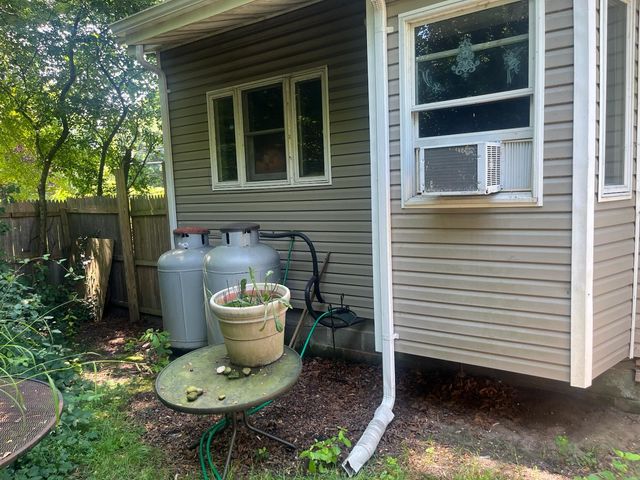 123 Jefferson Drive, Mastic Beach, NY 11951