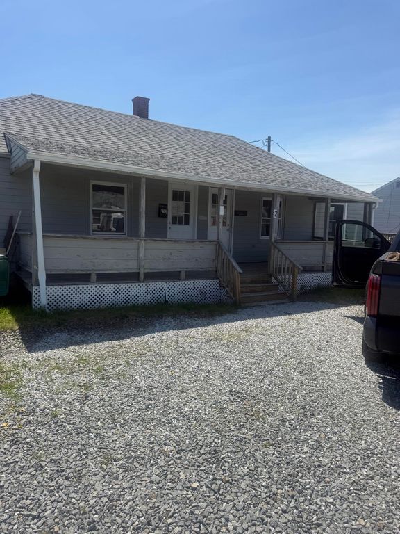 Image 1 of property listing at 12 Jones Avenue # 4, Hampton, NH 03842