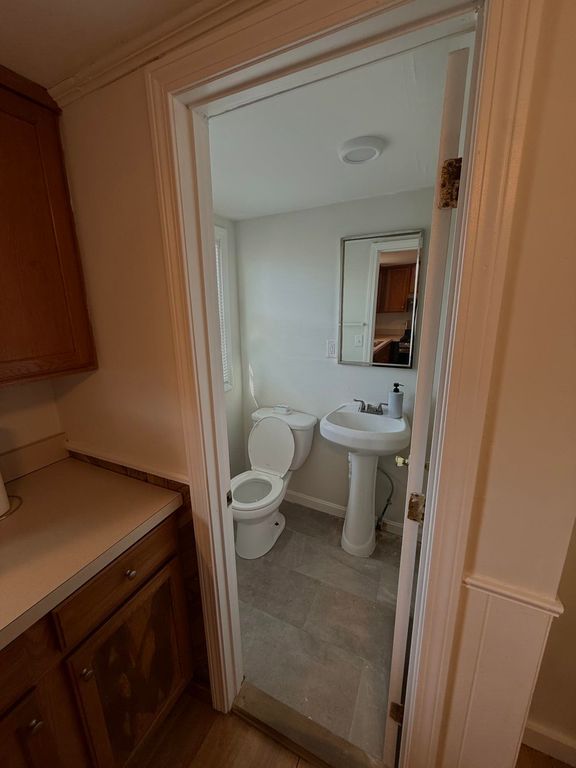 Image 7 of property listing at 12 Jones Avenue # 4, Hampton, NH 03842