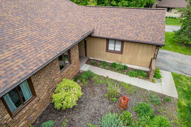 11279 Whispering Creek Drive, Allendale Twp, MI 49401
