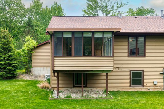 11279 Whispering Creek Drive, Allendale Twp, MI 49401