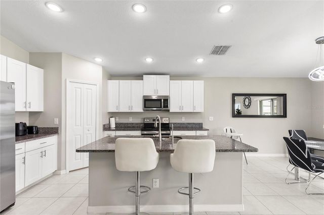 31664 SUN KETTLE LOOP, Wesley Chapel, FL 33545