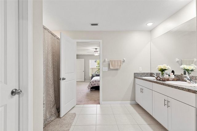 31664 SUN KETTLE LOOP, Wesley Chapel, FL 33545
