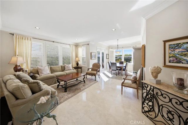 21 Pavona, Newport Coast, CA 92657