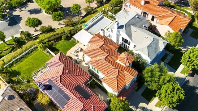 21 Pavona, Newport Coast, CA 92657