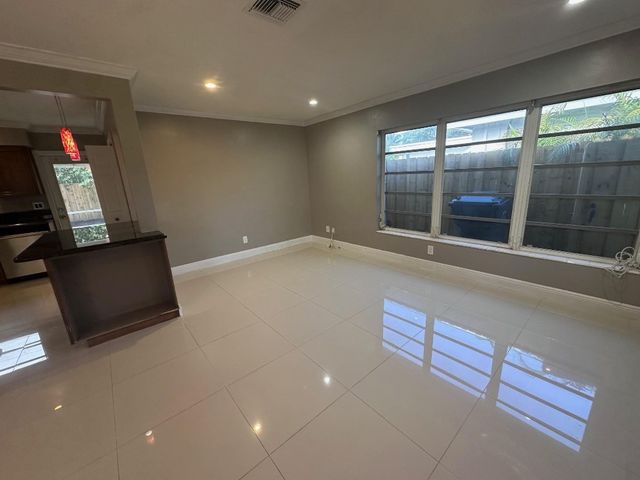 40 NE 48th Street, Fort Lauderdale, FL 33334